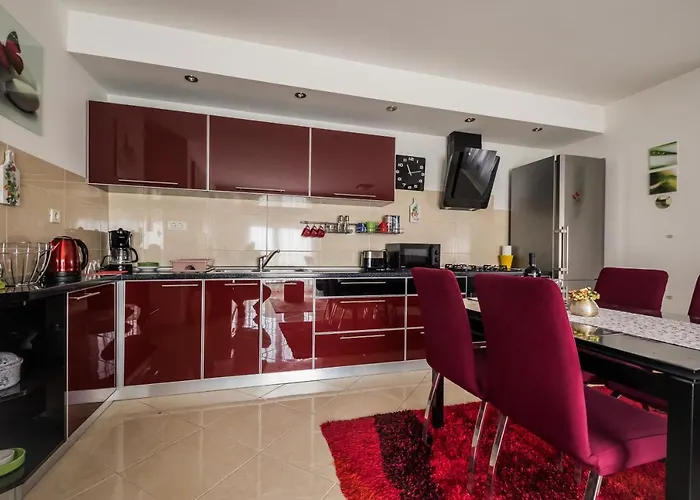 Val Apartament