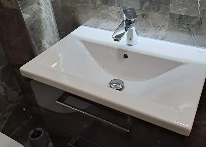 Val * Kaštela